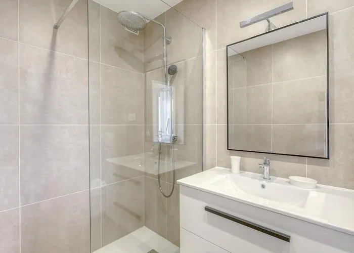 Apartman Bright With Terrace And Sea View *