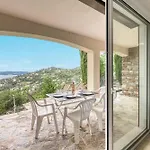 Bright With Terrace And Sea View