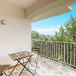 Bright With Terrace And Sea View Apartman Le Lavandou