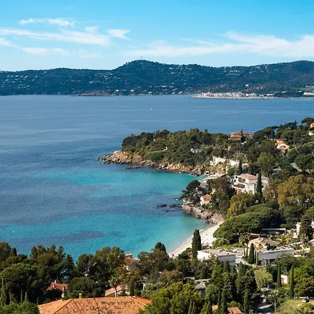 Bright With Terrace And Sea View Ле-Лаванду