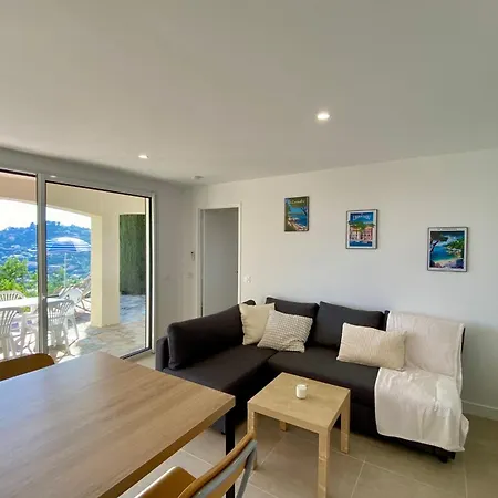 Bright With Terrace And Sea View *