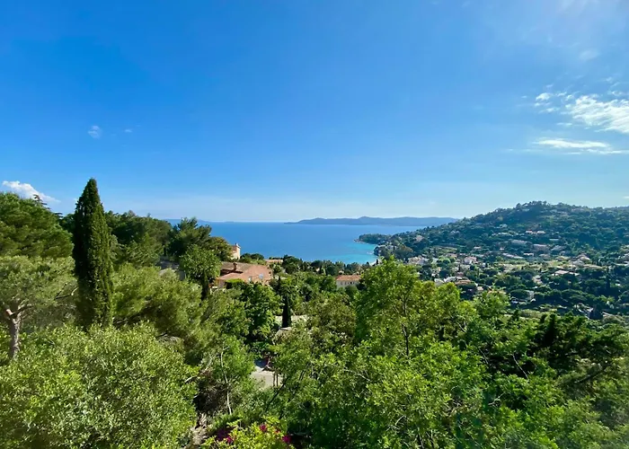 Bright With Terrace And Sea View Апартаменты