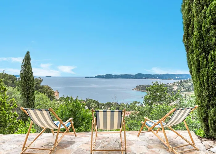 Bright With Terrace And Sea View Апартаменты *